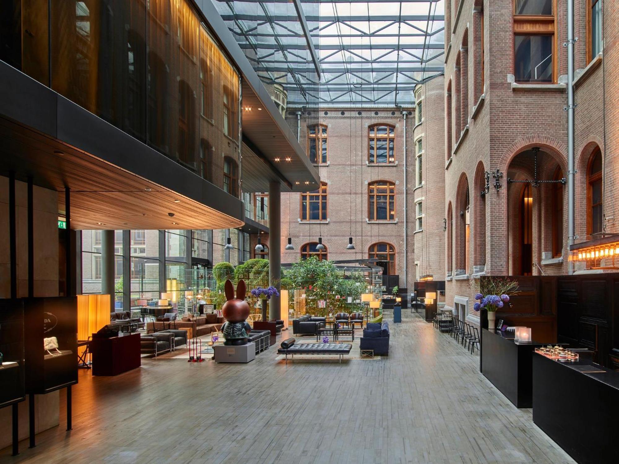 Conservatorium Hotel Amsterdam Exterior photo